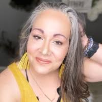 40+ "Laura Couch" profiles