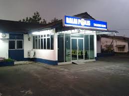 Map and directions to the location with picture. Balai Polis Tanjung Keling Publicaciones Facebook