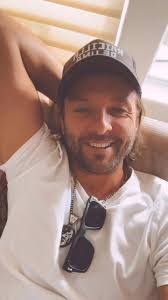 Darla Hurst's Instagram, Twitter & Facebook