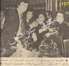 نجوى فؤاد الفنانة المصرية، ديانة نجوى فؤاد مسلمة أم مسيحية، تزوجت 12 مرة منهم الفنان أحمد رمزي، هي راقصة شرقية وممثلة مصرية شهيرة مثل سامية جمال، تحية كاريوكا، نعيمة عاكف، سهير زكي، ما علاقتها بكل من هنري كيسنجر، صلاح نصر، إعتماد خورشيد، أولادها. Ù…Ø¹ Ø¹Ø¨Ø¯ Ø§Ù„Ø­Ù„ÙŠÙ… Ø­Ø§ÙØ¸ Ù‡Ø§Ù†ÙŠ Ù…Ù‡Ù† Ù‰ ÙˆØ³Ø§Ù…ÙŠ Ø§Ù„Ø²ØºØ¨ÙŠ Ù†Ø¬ÙˆÙ‰ ÙØ¤Ø§Ø¯ Nagwa Fouad Facebook