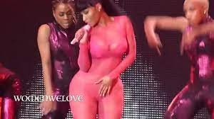 Nicki minaj twerking comp