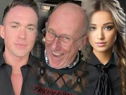 Still doesn't seem real to me 🥺 So glad you got to see my show this year,  watching you dance and take photos with the girls at the show was actually  the