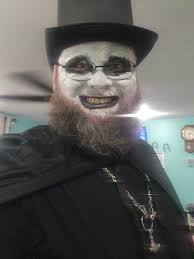 Trunk or treat event at Dr Creep's place