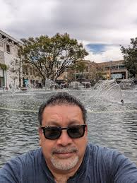 Saludos a todos desde guate q ando disfrutando este Lugar q nos vio nacer y  ando en busca de amigas en los Angeles