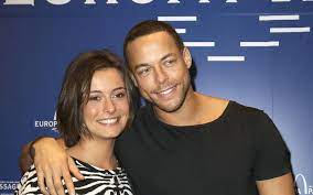 Fans can rest assured that matt isn't about to pull a 'honey badger' and refuse to choose either of the final two contenders à la nick cummins in 2018. Der Bachelor 2019 Andrej Mangold Und Jennifer Lange Machen Sich Keinen Stress