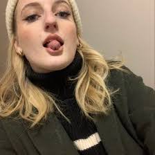 Evie Fitzpatrick's Instagram, Twitter & Facebook