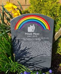 Personalised slate pet memorial plaque, grave marker or headstone. Rainbow Bridge Pet Gravestone Black Slate Garden Memorial Marker Dignity Pet Crematorium