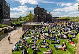 Back for another summer, landsec's free outdoor screenings of wimbledon are. Where To Watch Wimbledon 2019 On The Big Screen In London Londonist