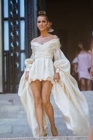 Celine dion — слушать песни онлайн. 45 Photos Of Celine Dion S Best Looks Ever Celine Dion S Fashion Evolution