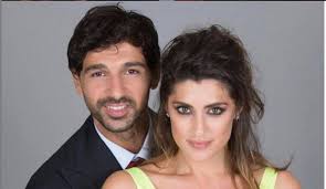 Raimondo todaro è tornato a ballare con elisa isoardi a ballando con le stelle, dopo il ricovero per appendicite e peritonite. Elisa Isoardi L Appello A Raimondo Todaro E Disperata