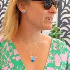 Niko Brown's Instagram, Twitter & Facebook