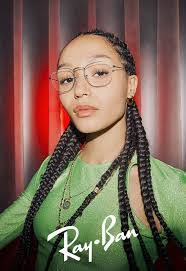 Bradley Hoy's Instagram, Twitter & Facebook