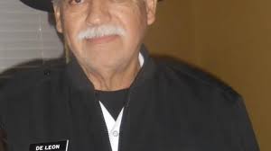 John Urrutia De León