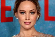 Jennifer Lawrence says line in 30 Rock changed her mind about being a  Republican