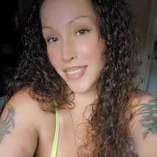 Cassandra Owens's Instagram, Twitter & Facebook