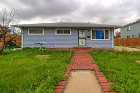 1140 S Julian Street Denver Co 80219 3772427 Wisdom Real Estate Real Estate Outdoor Decor Exterior Paint