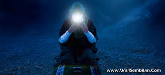 Ulama inilah yang lebih dahulu menyiarkan agama islam di sekitar daerah. Mari Amalkan Doa Para Wali Allah Doa Karomah Paling Mustajab Walisembilan Com