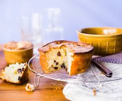 Gateau Au Yaourt Pommes Et Raisins Secs Recette Raisins Secs Gateau Yaourt Idee Recette