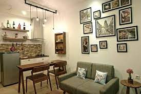 Apabila anda memiliki ruang tamu yang terbilang sempit, maka hal selanjutnya yang harus dilakukan adalah mulai mencampur adukan interior. Berbagai Ide Cerdik Menyiasati Ruang Sempit Agar Menang Banyak Arsitag