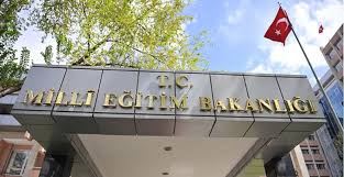 Yonetmelik Degisti Ogretmenlerin Gorev Suresi 4 Yil Uzadi Detay Https Www Ogretmenlericin Com Meb Meb Mevzuat Proje Okullarinda Gore Egitim Ogretim Okul
