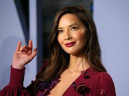 The 37 years old actress recently became hot news in discussion forums. Olivia Munn Just Slammed The Rumors She S Dating Justin Theroux In A Fiery Instagram Story