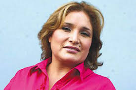 Después de estas imágenes, dudamos que alguien vuelva a llamar a ana maría orozco 'betty la fea'. Index Of Media Fotos Cantantes Biografia