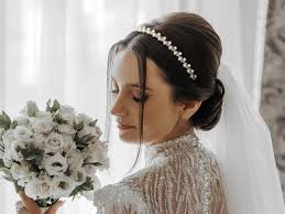 Amazon.com : SWEETV Pearl Bridal Headband Handmade Wedding Headbands for  Women Silver Rhinestone Hair Band Bridal Headpieces for Wedding Hair  Jewelry Accessories : Beauty & Personal Care