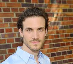 Als gerner katrins symptome nicht loslassen, wendet er sich an yvonne und fühlt sich bestätigt. Gzsz Vorschau 6 Wochen Thaddaus Meilinger Ist Der Neue Starsontv