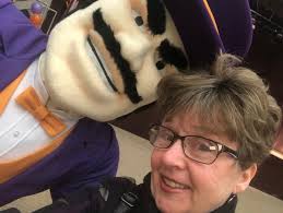 The Generation Above Me: Teaching Gerontology Classes at UE