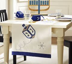 Hanukkah Table Runner In 2020 Chanukah Decor Hanukkah Decorations Hanukkah Decorations Diy