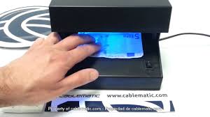 Detector eléctrico de billetes falsos. Detector De Billetes Falsos Uv 18cm Distribuido Por Cablematic Youtube