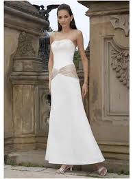 Kostenlose lieferung und rückgabe.�lactraum brautkleid hochzeitskleid mit 3 m schleppe blumen hs1029. Glamour Meerjungfrau Tragerlos Reissverschluss Brautkleider Ohne Schleppe