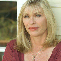 Debora Dunn's Instagram, Twitter & Facebook