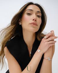 Peruse a curated selection of fine Jewellery creations from esteemed  international houses at Asia Jewellers pavilion (Hall 5)