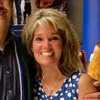 Tamara Richmond's Instagram, Twitter & Facebook