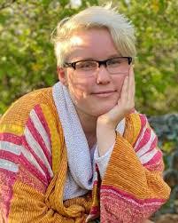 Debbie Weitz's Instagram, Twitter & Facebook