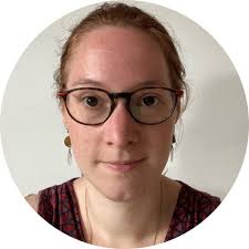 What is the best way to get rid of DNA and proteins during RNA extraction ? 