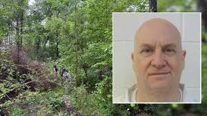 Search continues for escaped Arkansas inmate Grant Hardin one week later