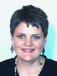 Carrie Carnes's Instagram, Twitter & Facebook