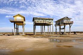 Maisons Sur Pilotis Une Architecture Surprenante 1282 Rue De La Maison House On Stilts Bolivar Peninsula Vernacular Architecture