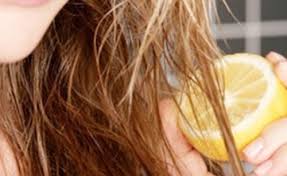 I capelli grassi rappresentano una problematica diffusa: Capelli Grassi Rimedi Naturali Per Risolvere Questo Problema