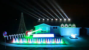 Hiliarious And Amazing Christmas Light Show 2014 Can Can Featured On Great Christmas Christmas Lights Best Christmas Light Displays Outdoor Christmas Lights