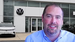 Jon Alcorn's Instagram, Twitter & Facebook