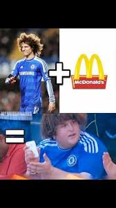 Basically he dives to the grass and then he laughs. David Luiz Mcdonalds Voetbal Humor Grappige Voetbal Voetbal Memes