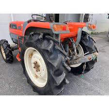 Kubota KL30 Tractor