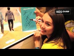 They pursued their love and eventually ended up in marriage. Download Langit Cinta Full Movie Mp4 Mp3 3gp Daily Movies Hub