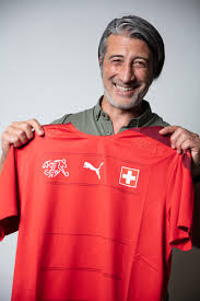 The swiss football association will name former player murat yakin as the national team's new coach on monday, swiss newspapers reported on sunday. Ajsmijsuvc Flm