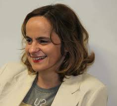 Having Roots and Wings at the Same Time and Considering Alternate Visions  of the World: Insularity and World Citizenship