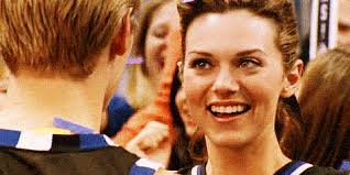 Love declaration its you lucas x peyton GIF sur GIFER