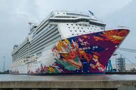 The explorer dream ship had voyages in the region with planned. World Dream Wikipedia
